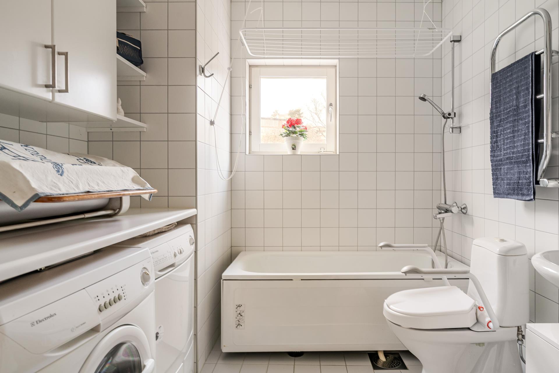 Lövlundsvägen 10, Centrala Nynäshamn